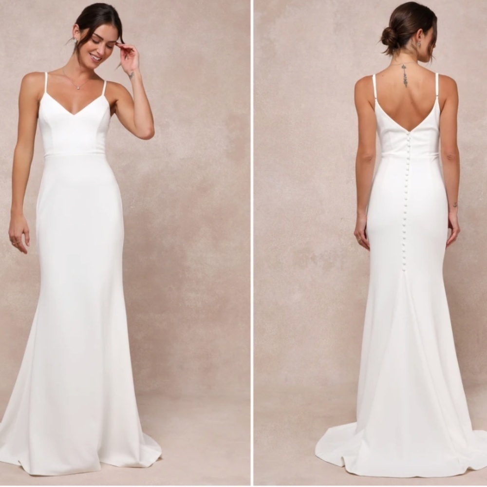 Lulu's Ivory Spaghetti Strap V-Neck Mermaid Wedding Dress